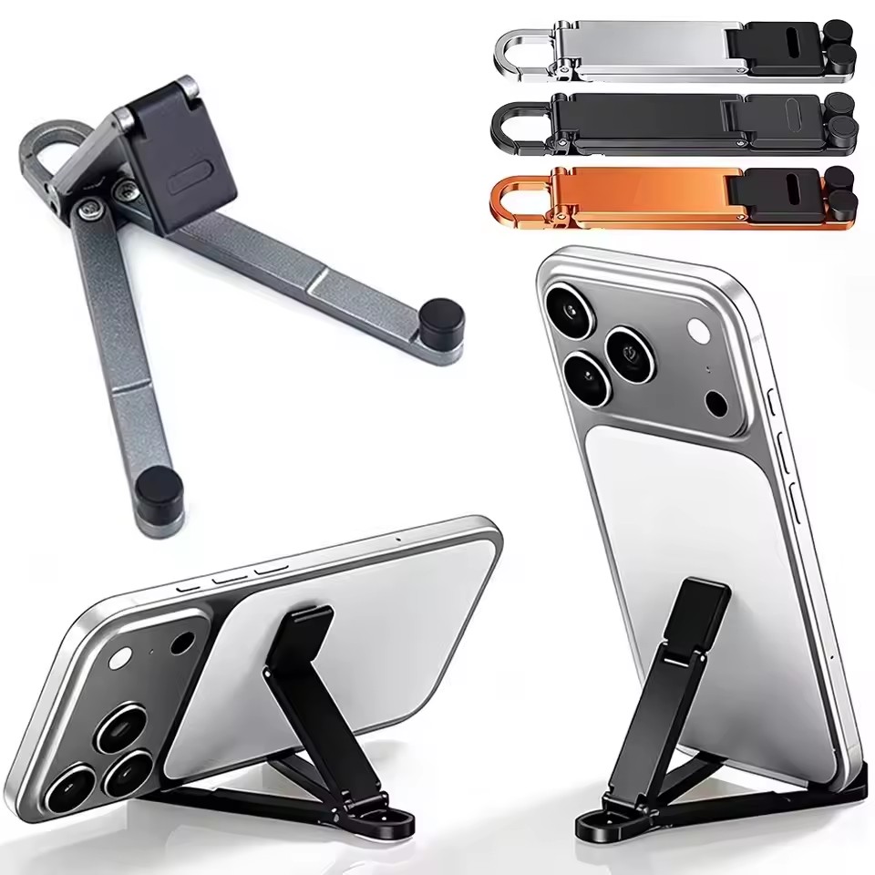 Phone Accessories For Travel - 折りたたみ式キーチェーン型スマホスタンド 多角度調整可能 軽量 iPhone/Samsung対応 ユニバーサルホルダー 旅行用三角ブラケット