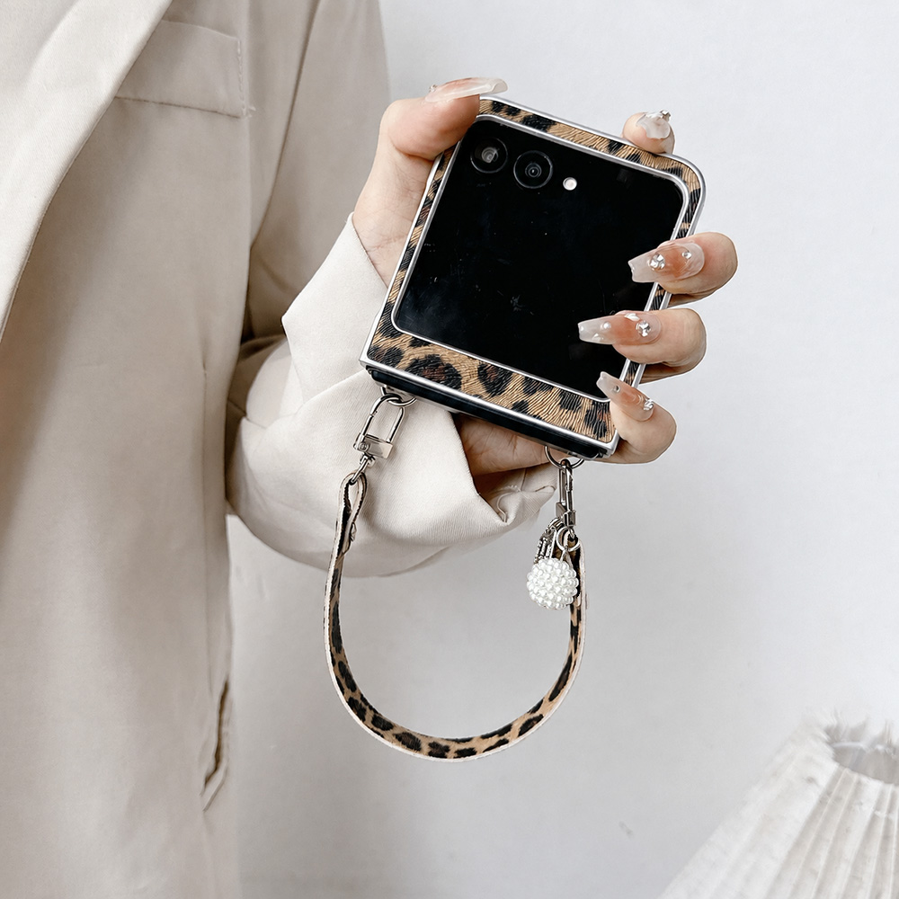 ヒョウ柄折りたたみフリップ電話ケース Motorola Ra - Phone Accessories For Travel のレビューと価格