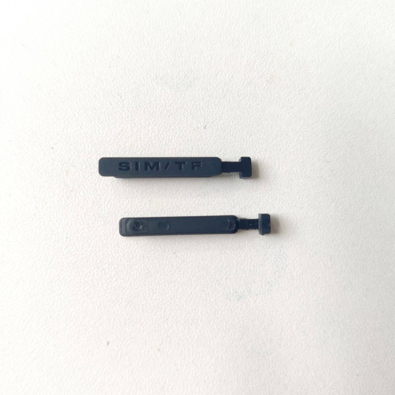 新オリジナルアンチダスト SIM/TF SIM ゴムプラグ  - Phone Accessories Shop のレビューと価格